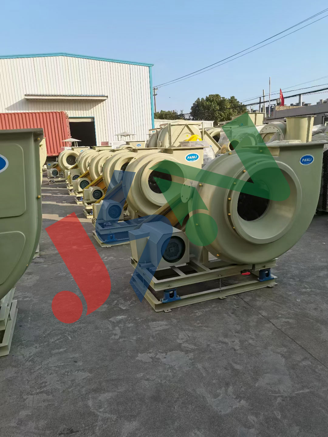 玻璃鋼風(fēng)機(jī)JB.jpg 玻璃鋼風(fēng)機(jī)JB.jpg